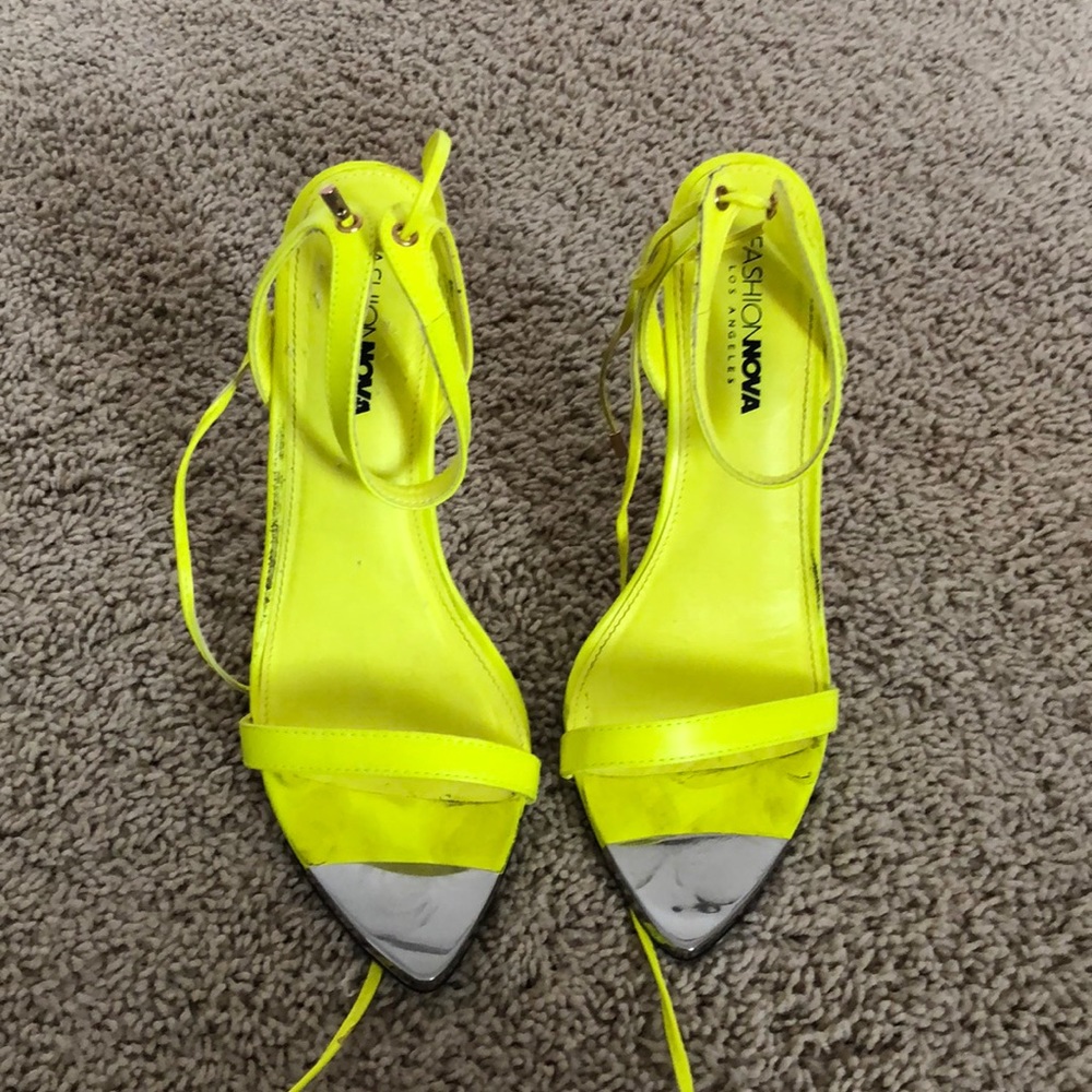Women’s lace up heels